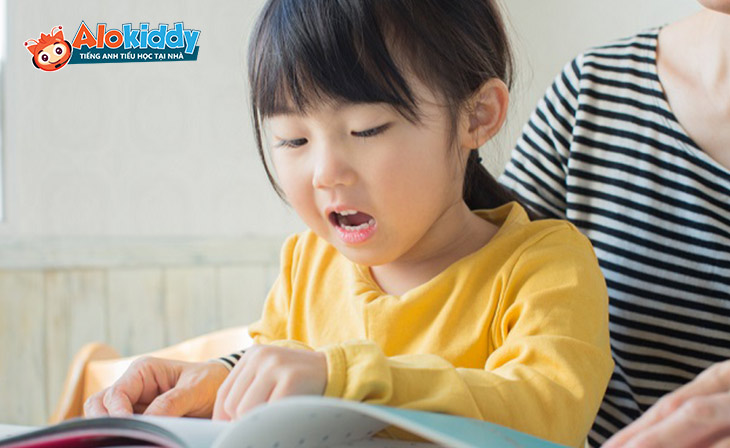 Lựa chọn cho trẻ một cuốn sách phù hợp sẽ mang đến nhiều lợi ích